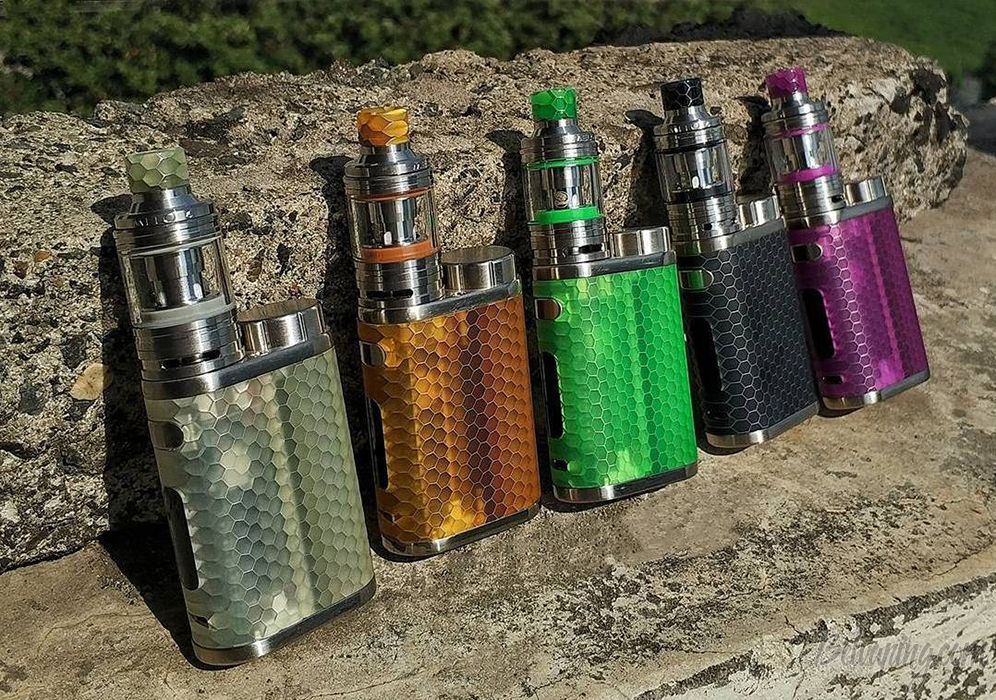 iStick_Pico_RESIN_with_MELO_4_7.jpg