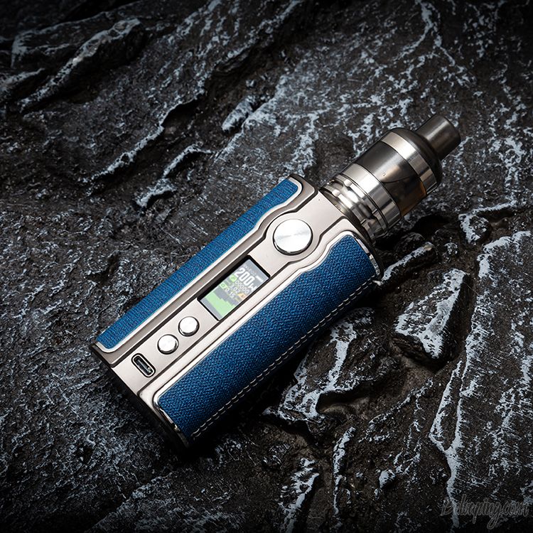 Pioneer4You IPV V200 Box Mod 4.jpg